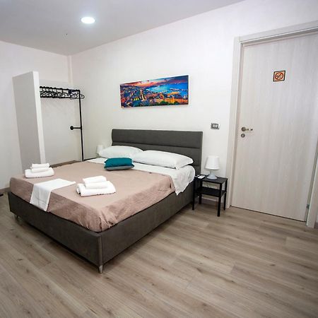 Na City Rooms Nápoly Kültér fotó