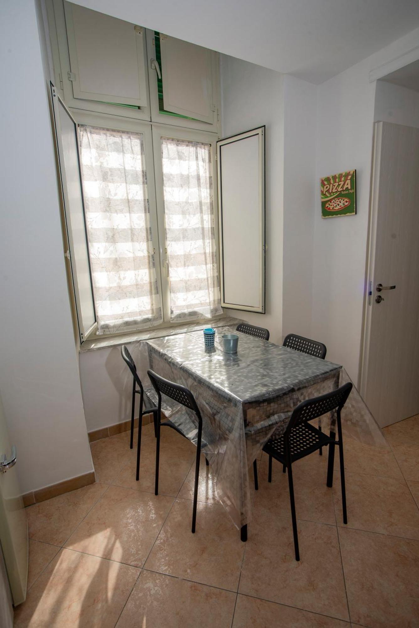 Na City Rooms Nápoly Kültér fotó