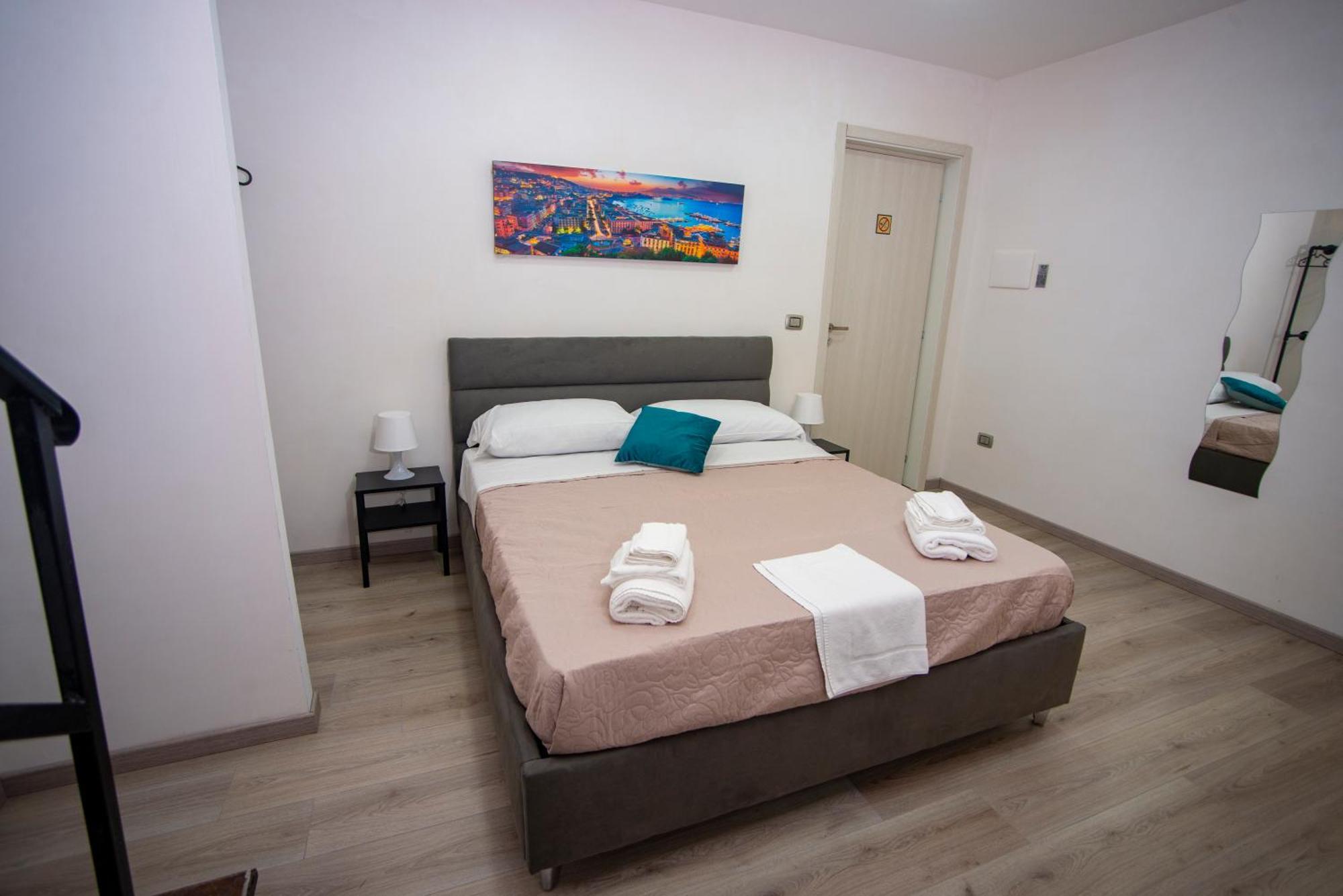 Na City Rooms Nápoly Kültér fotó