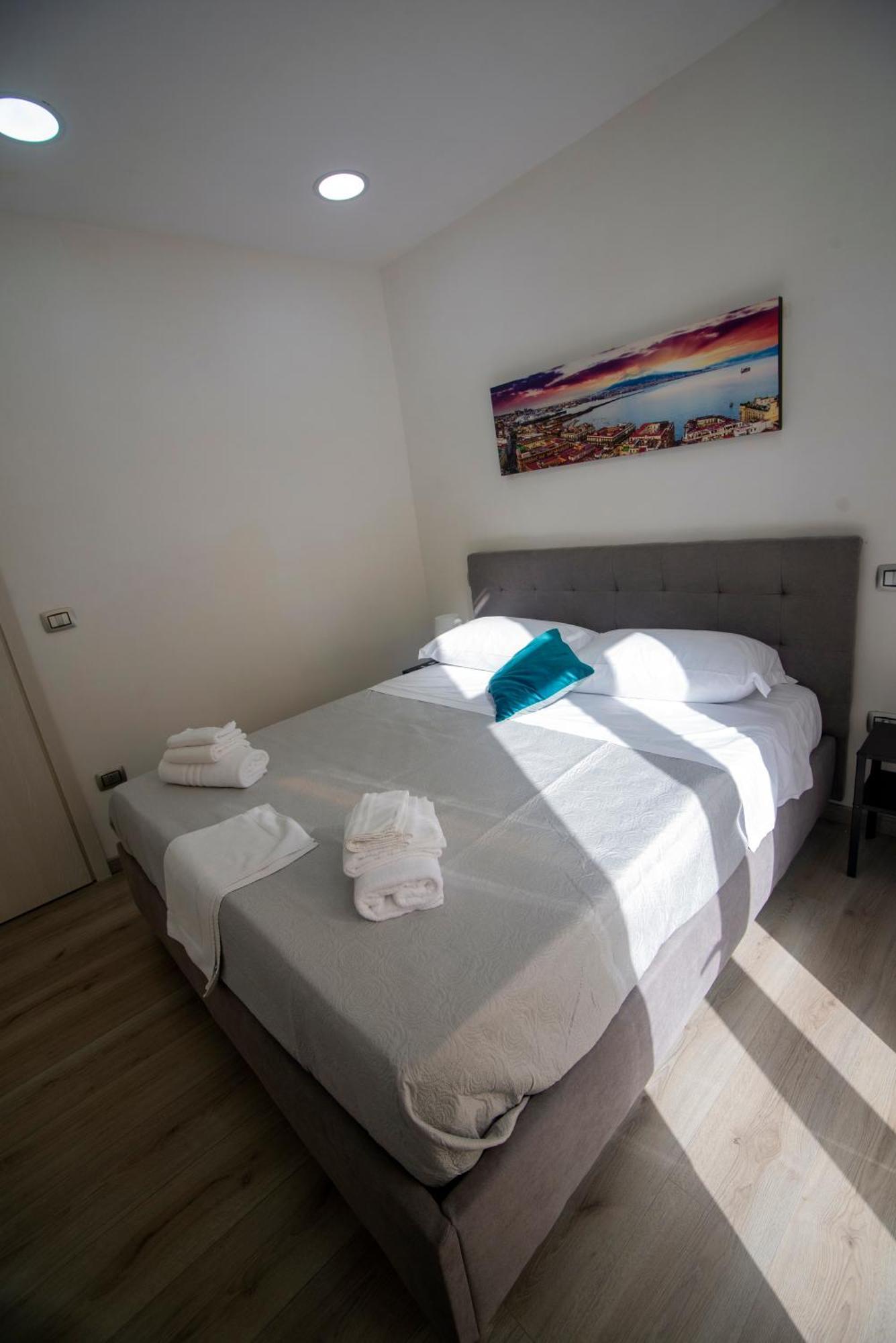Na City Rooms Nápoly Kültér fotó